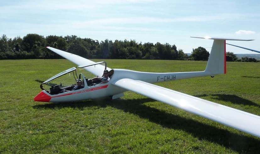 DG-500 Élan 22m sailplane
