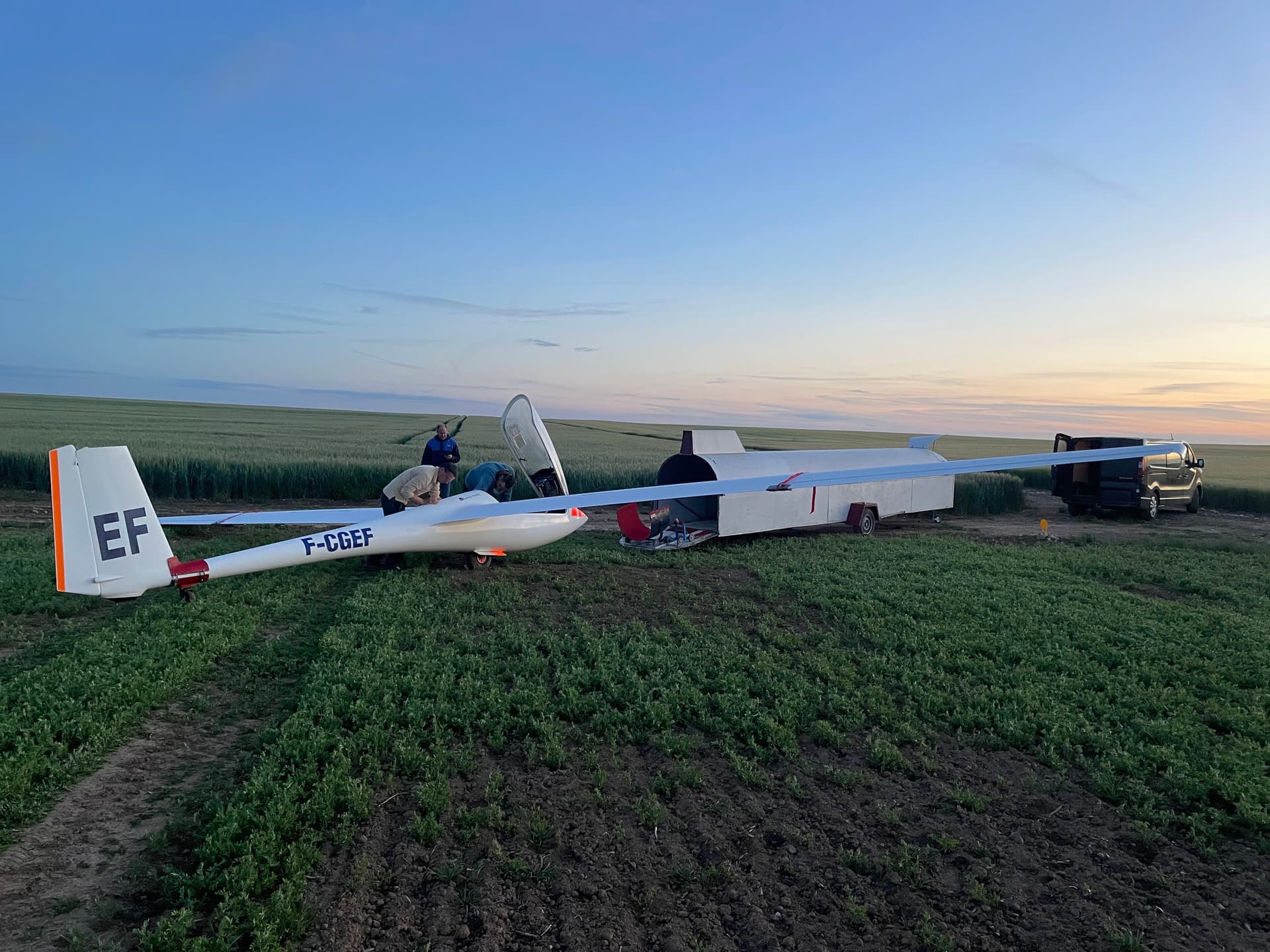 Pégase C 101 sailplane landed in a field