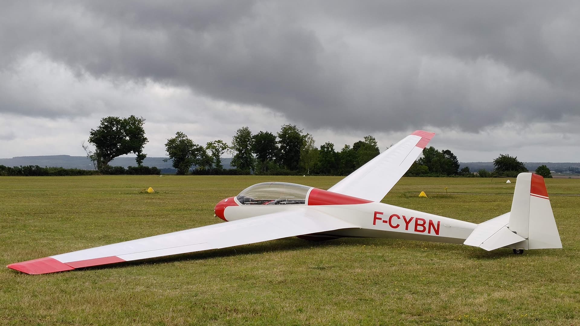 ASK-13 sailplane
